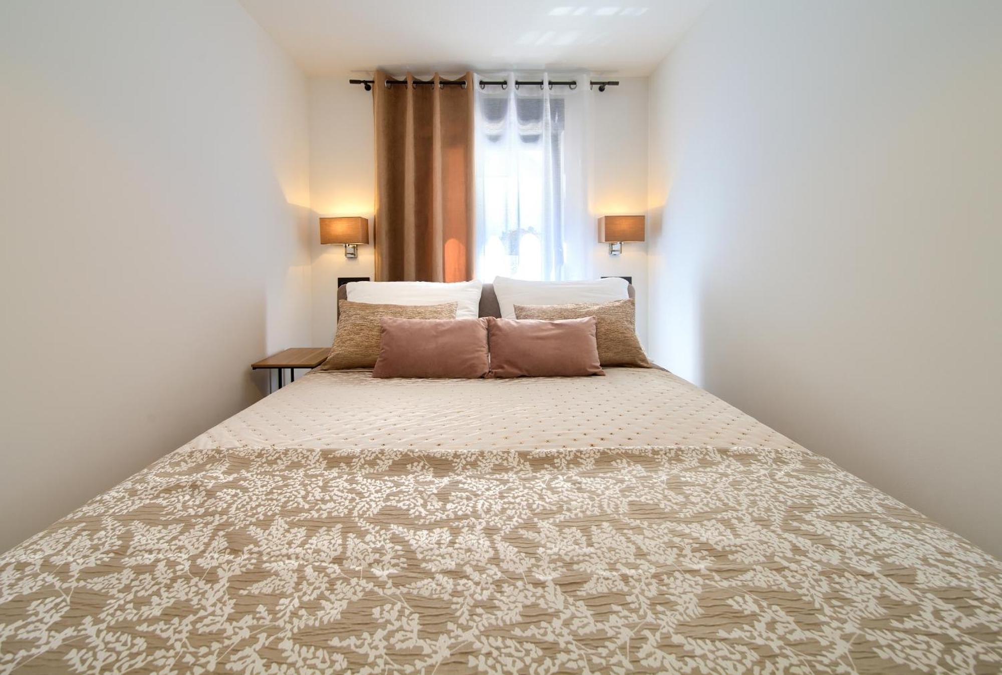 Apartments Sinisa - Крк Екстер'єр фото